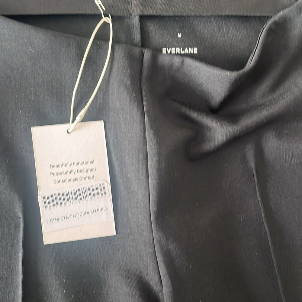 Everlane Dream kick flare pant, black, sz med, women’s, new with tags - Picture 3 of 4